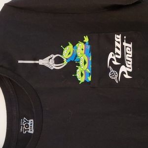 DISNEY Toy Story Pizza Planet short sleeve breast pocket tee shirt Med